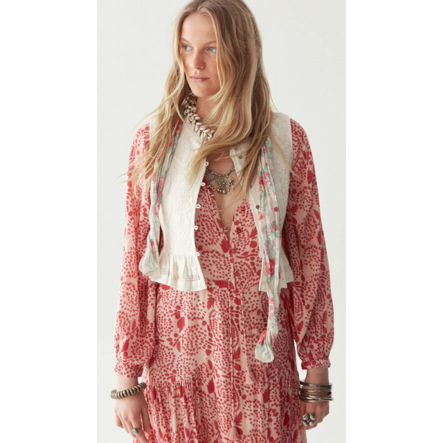 Maison Hotel Irene Dress