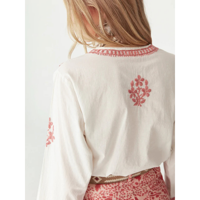 Maison Hotel Shyla Blouse