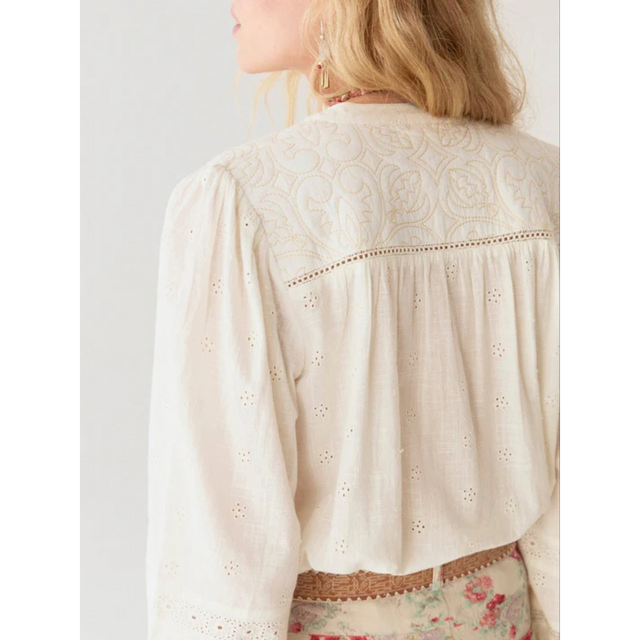 Maison Hotel Colette Bluse
