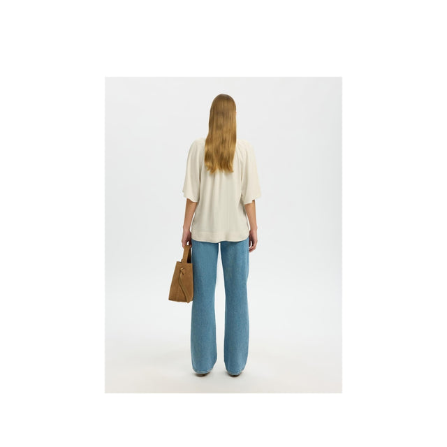 Elegant bluse fra Selected Women - helfigur bag