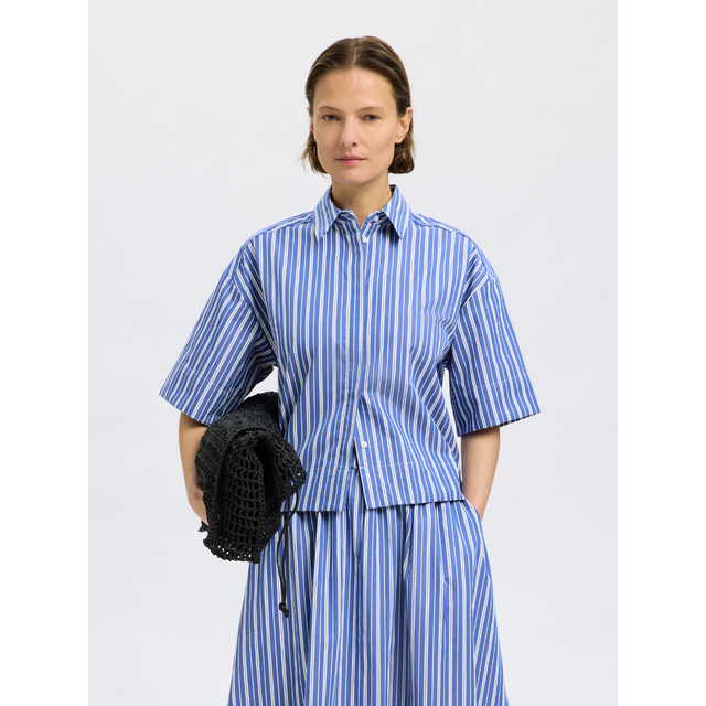 Selected Femme – Fia – Kurzes, gestreiftes 2/4-Hemd
