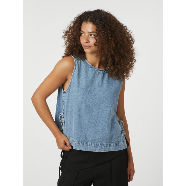 Neo Noir Svetlana D Top